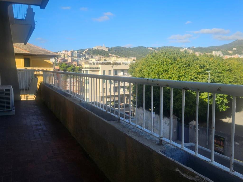 appartamento in affitto a Genova in zona Albaro