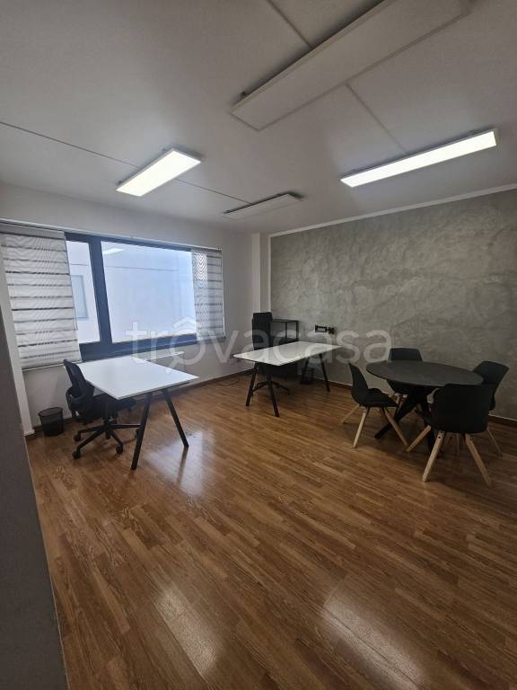 ufficio in affitto a Genova in zona Foce