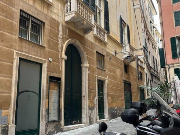 negozio in affitto a Genova