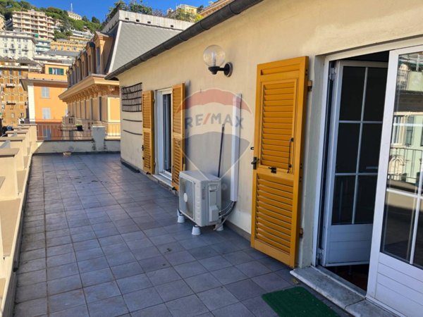 appartamento in affitto a Genova in zona Castelletto