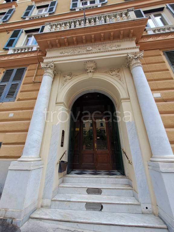 appartamento in affitto a Genova in zona Castelletto