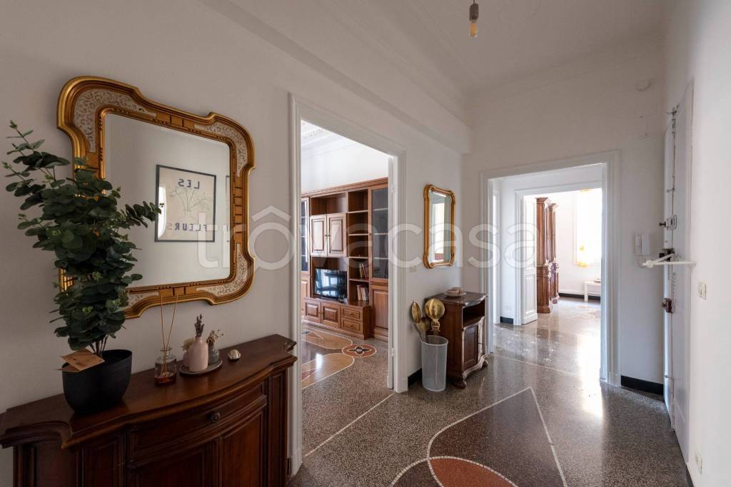 appartamento in affitto a Genova in zona Sestri Ponente