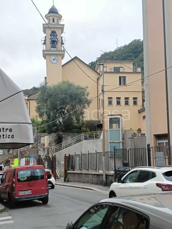 negozio in affitto a Genova in zona Molassana