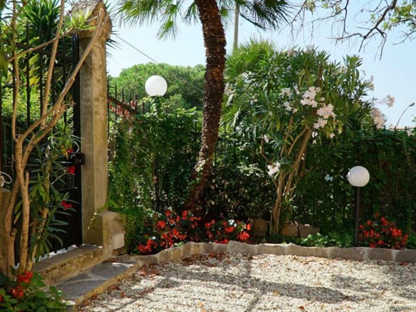 appartamento in affitto a Genova in zona Nervi