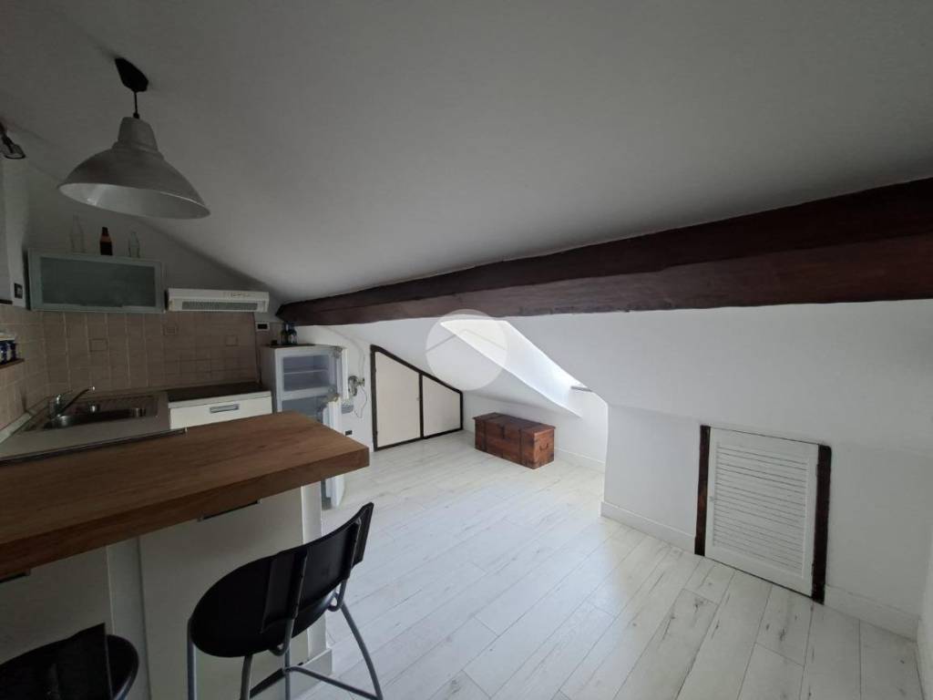 appartamento in affitto a Genova in zona Palmaro / Pra'