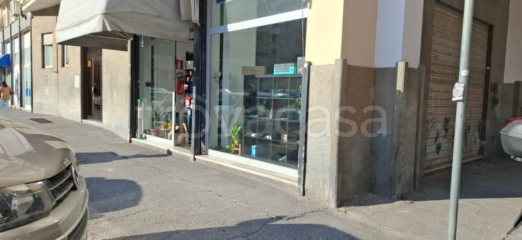 negozio in affitto a Genova in zona Foce