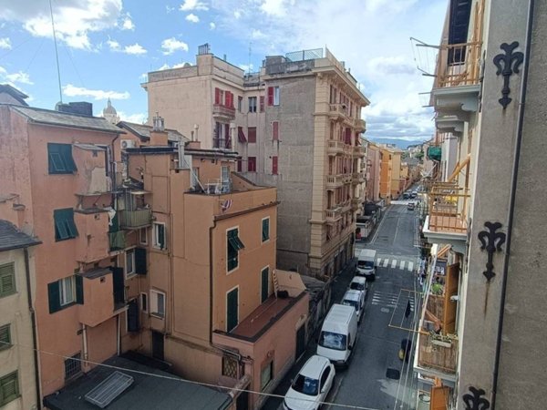 appartamento in affitto a Genova in zona Sestri Ponente