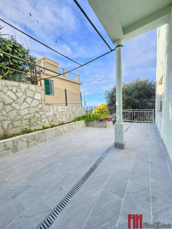appartamento in affitto a Genova in zona Sestri Ponente