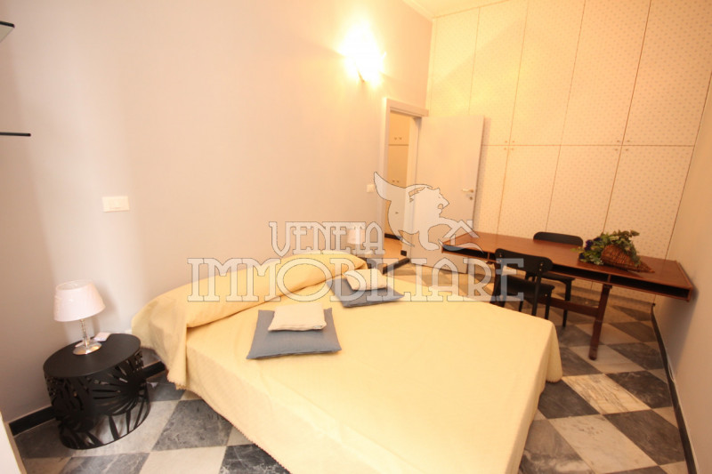 appartamento in affitto a Genova in zona Sottoripa / Maddalena / Molo