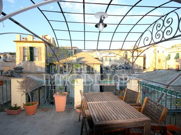 appartamento in affitto a Genova in zona Sottoripa / Maddalena / Molo