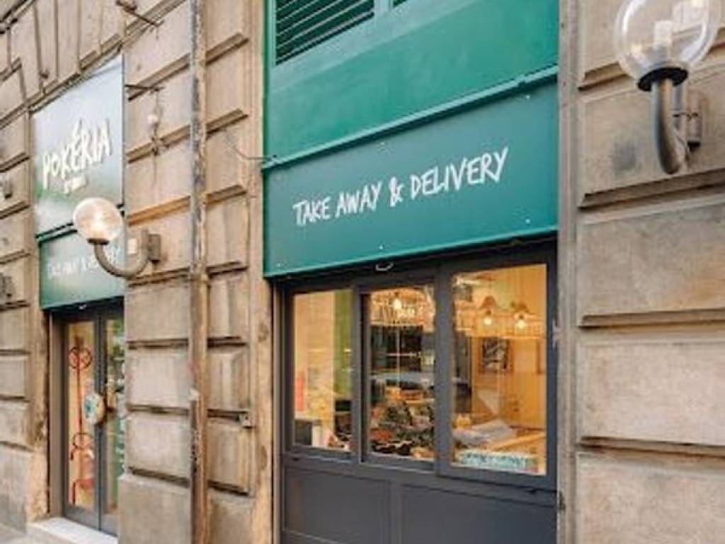 negozio in affitto a Genova in zona San Vincenzo