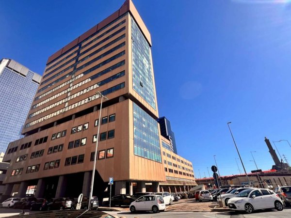 ufficio in affitto a Genova in zona Sampierdarena