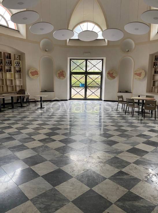 negozio in affitto a Genova in zona Sestri Ponente