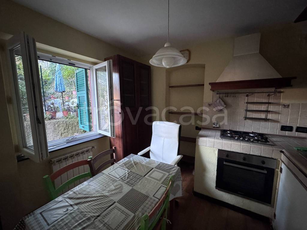 appartamento in affitto a Genova in zona Molassana