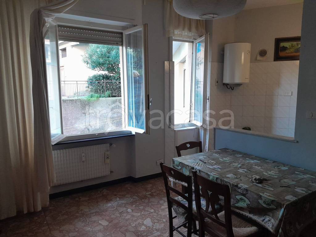 appartamento in affitto a Genova in zona Sestri Ponente
