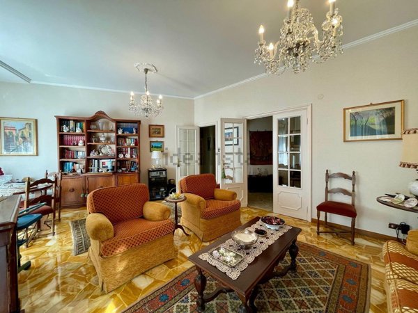 appartamento in affitto a Genova in zona Sturla