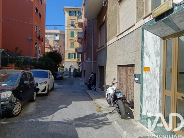 appartamento in affitto a Genova in zona Sestri Ponente