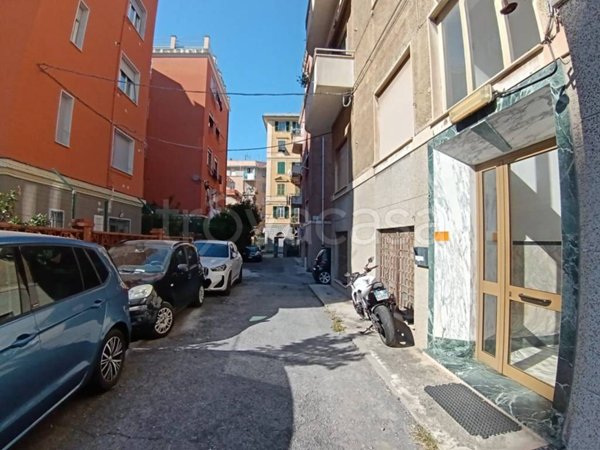 appartamento in affitto a Genova in zona Sestri Ponente