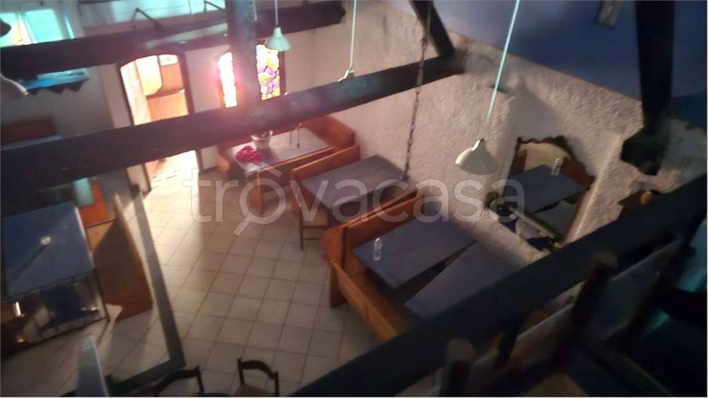 negozio in affitto a Genova in zona Sottoripa / Maddalena / Molo