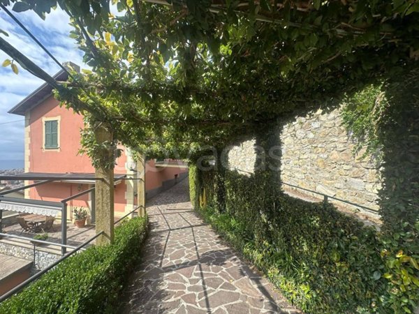 appartamento in affitto a Genova in zona Apparizione