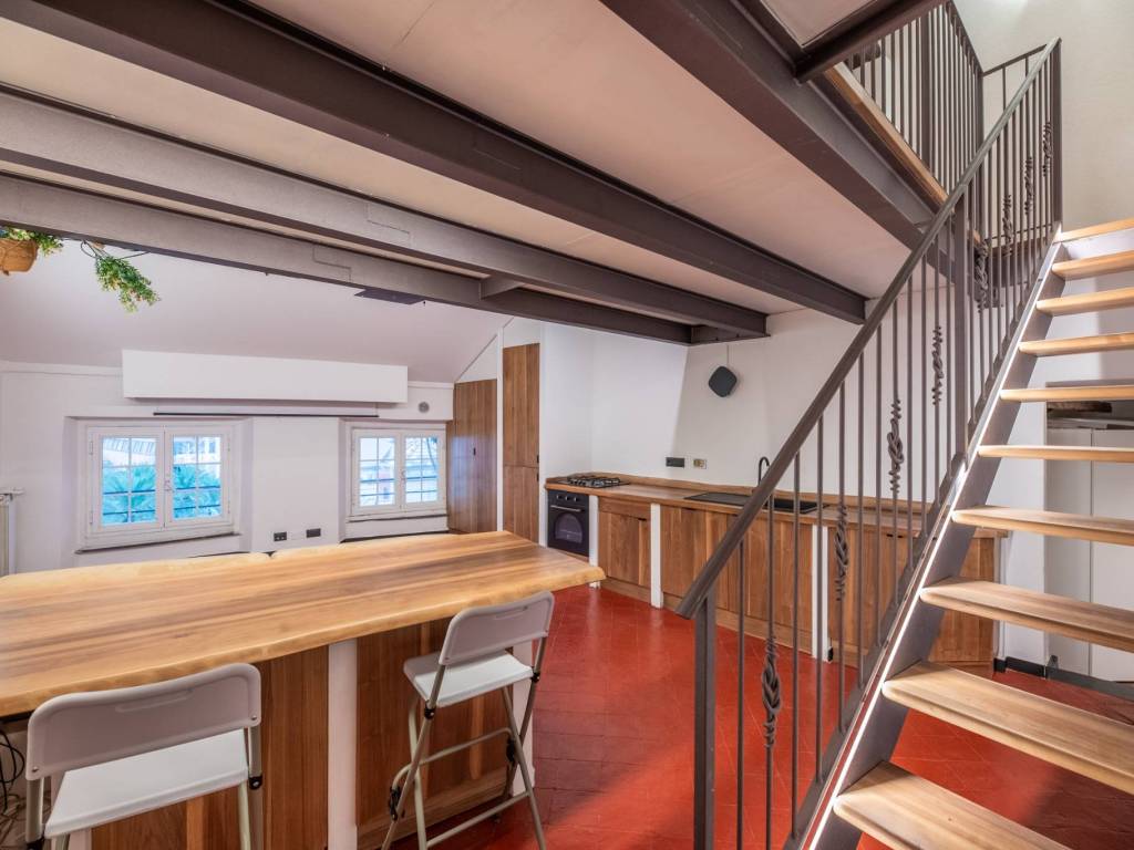 appartamento in affitto a Genova in zona Sottoripa / Maddalena / Molo