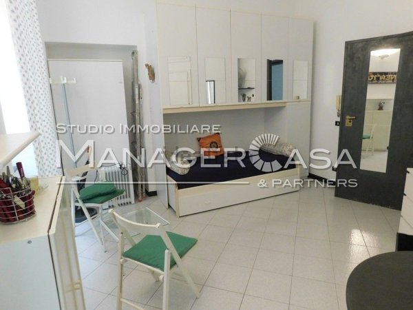 appartamento in affitto a Genova in zona Sottoripa / Maddalena / Molo