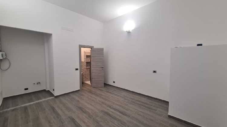 locale commerciale in affitto a Genova in zona Centro Storico