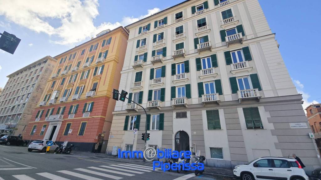 appartamento in affitto a Genova in zona Carignano