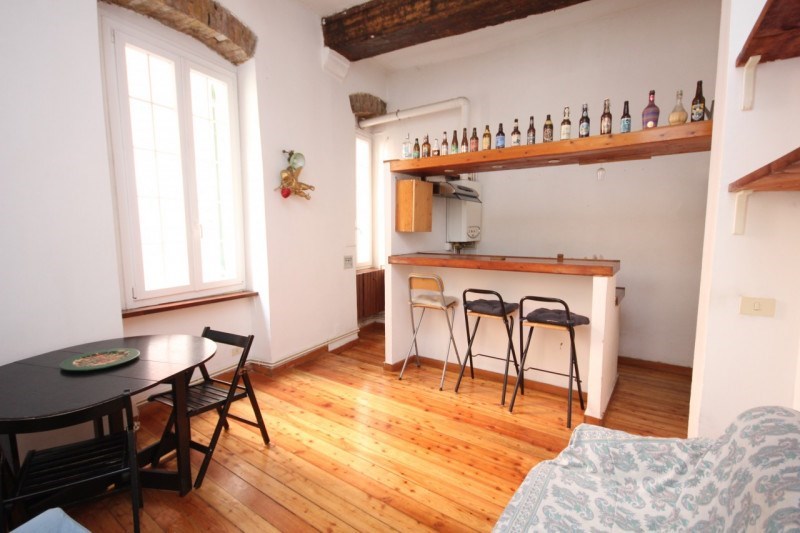 appartamento in affitto a Genova in zona Sottoripa / Maddalena / Molo