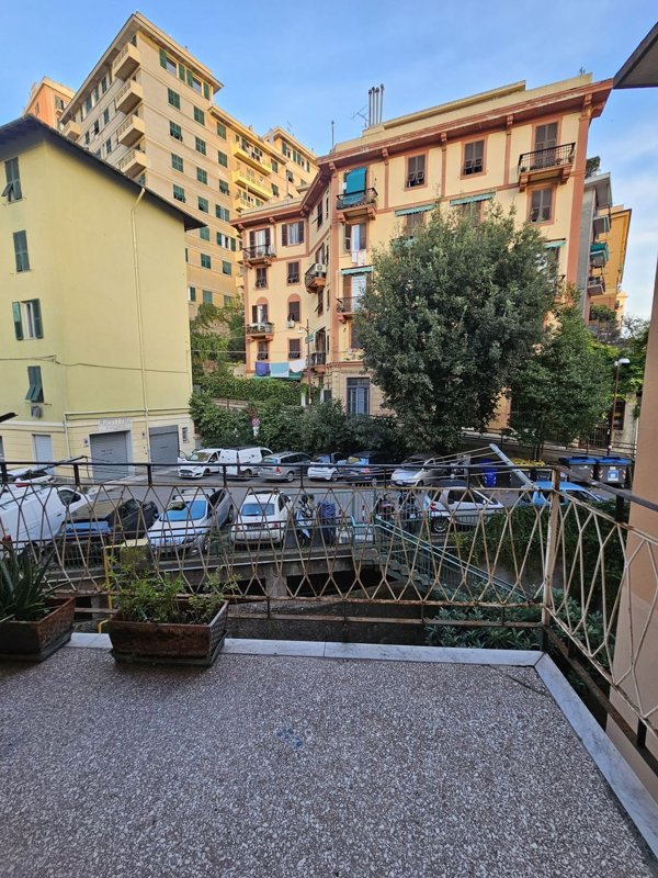 appartamento in affitto a Genova in zona Lagaccio / Granarolo