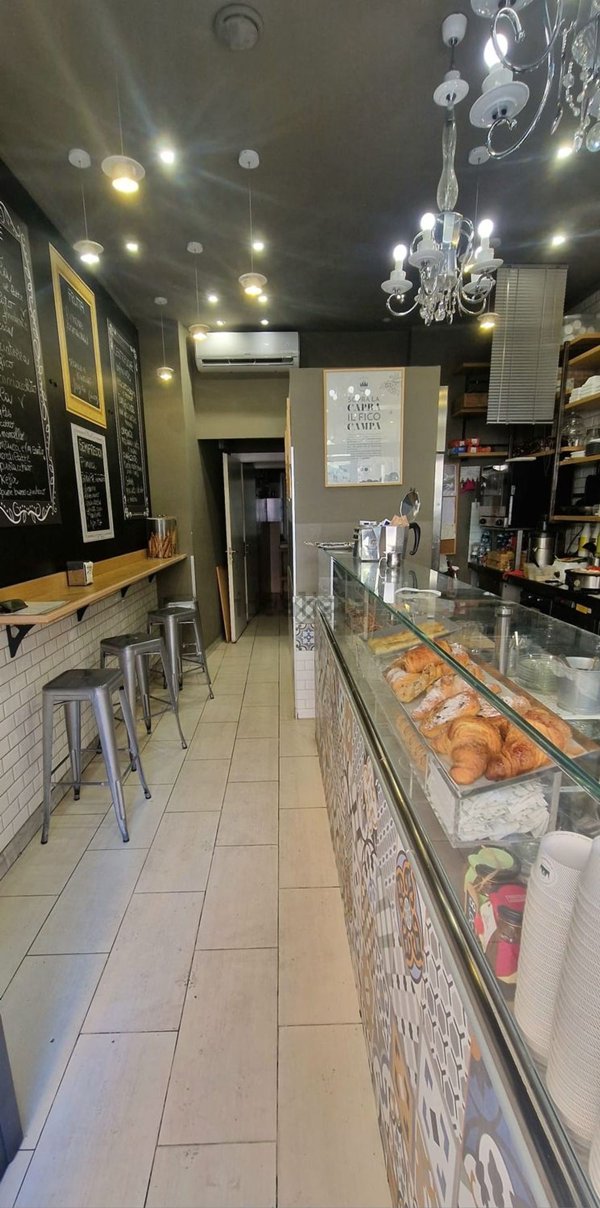 negozio in affitto a Genova