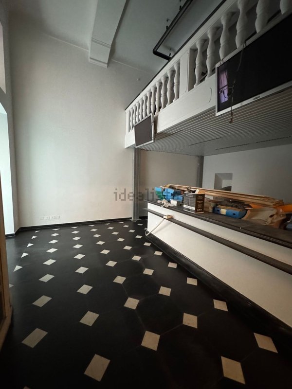 ufficio in affitto a Genova in zona San Vincenzo