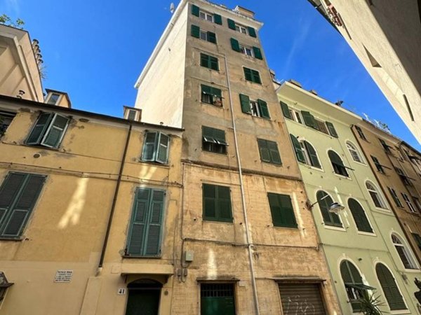 appartamento in affitto a Genova in zona Sottoripa / Maddalena / Molo
