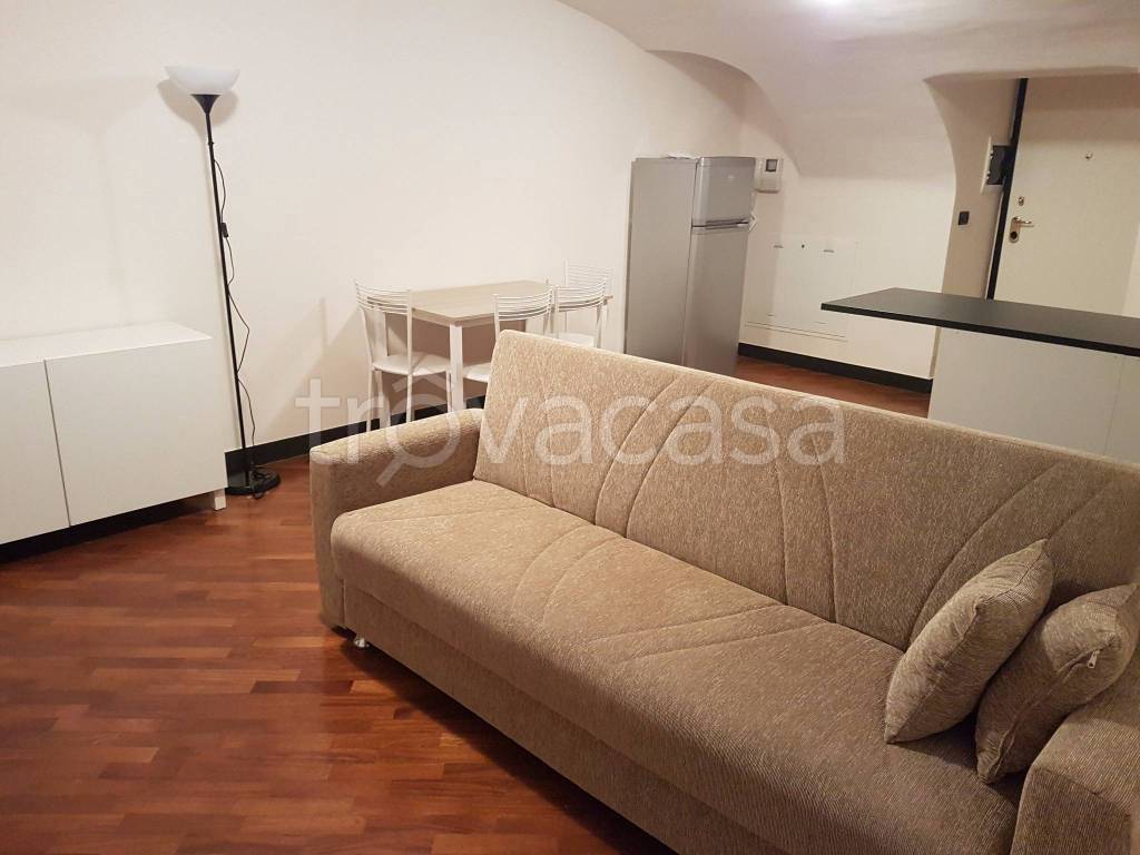 appartamento in affitto a Genova in zona Sottoripa / Maddalena / Molo