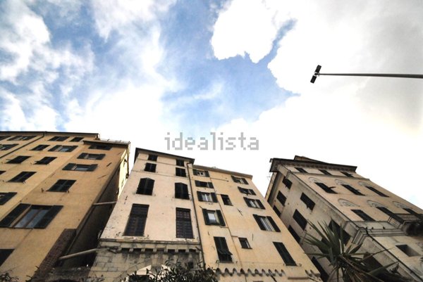 appartamento in affitto a Genova in zona Sottoripa / Maddalena / Molo