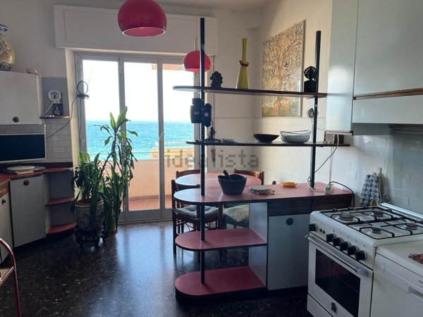 appartamento in affitto a Genova in zona Crevari