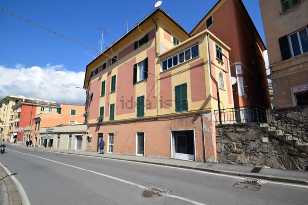 ufficio in affitto a Genova in zona Voltri