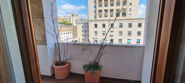 ufficio in affitto a Genova in zona Portoria / Piccapietra