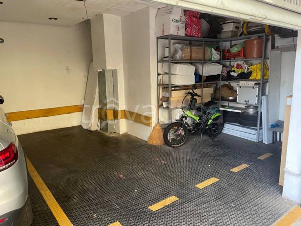 casa indipendente in affitto a Genova