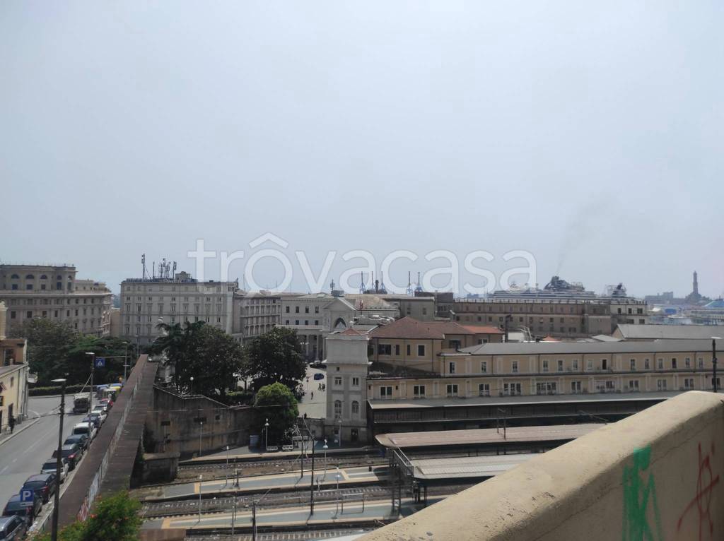 appartamento in affitto a Genova in zona Lagaccio / Granarolo