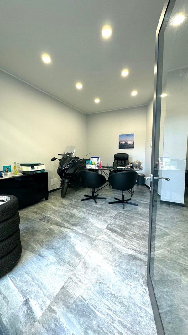 ufficio in affitto a Genova in zona Molassana