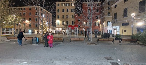 locale commerciale in affitto a Genova in zona Sestri Ponente