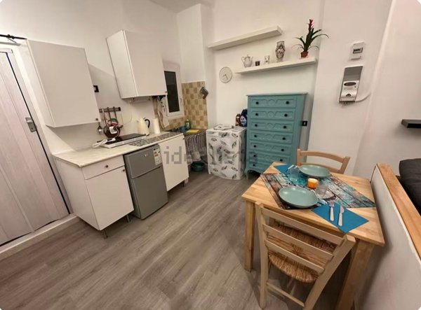 appartamento in affitto a Genova in zona Sottoripa / Maddalena / Molo