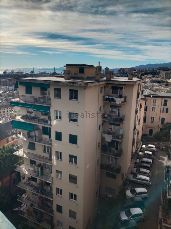 appartamento in affitto a Genova in zona Lagaccio / Granarolo