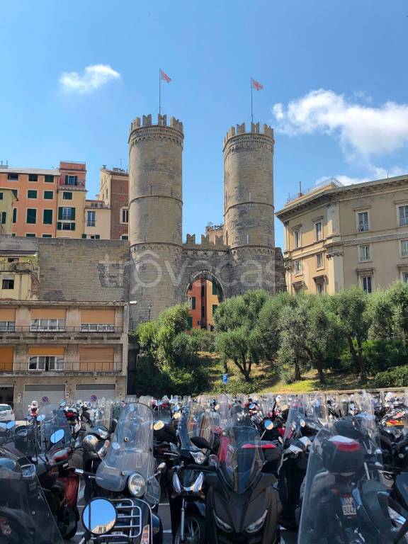 appartamento in affitto a Genova in zona Sottoripa / Maddalena / Molo