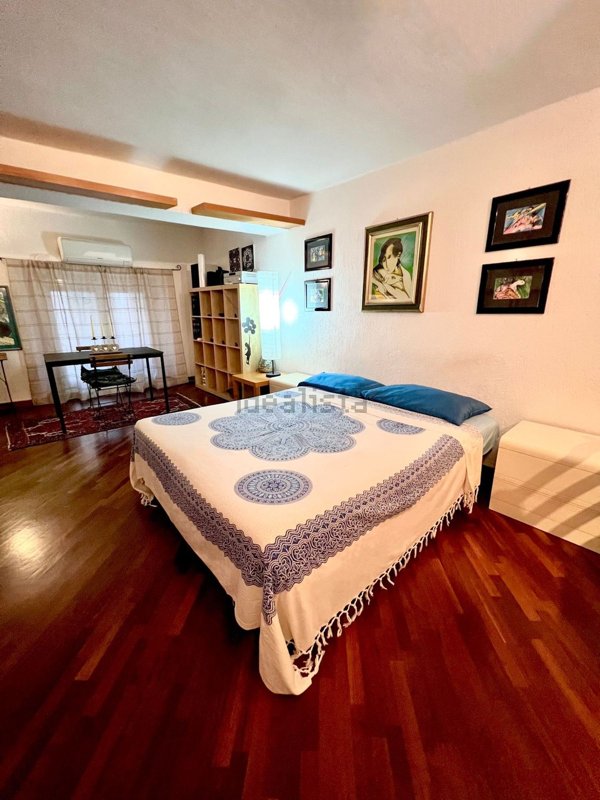 appartamento in affitto a Genova in zona Sottoripa / Maddalena / Molo