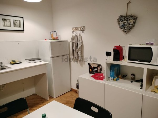 ufficio in affitto a Genova in zona Sottoripa / Maddalena / Molo