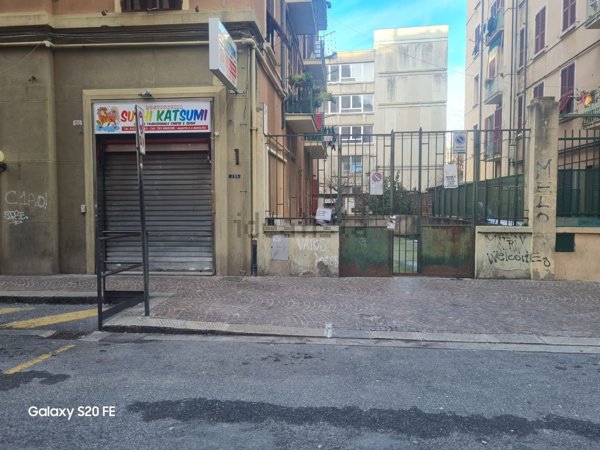 locale commerciale in affitto a Genova in zona Sampierdarena