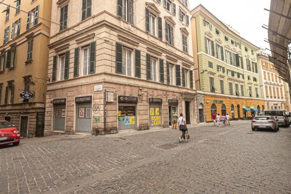 appartamento in affitto a Genova in zona Sottoripa / Maddalena / Molo