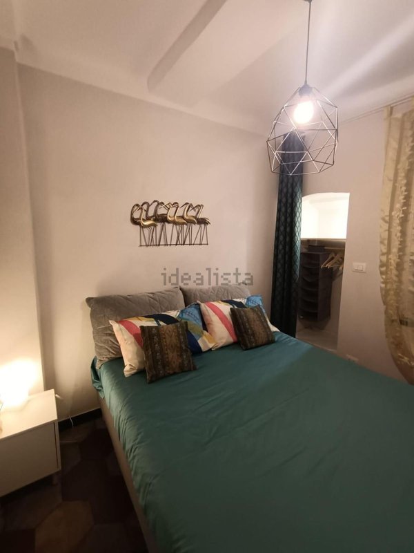 appartamento in affitto a Genova in zona Sottoripa / Maddalena / Molo